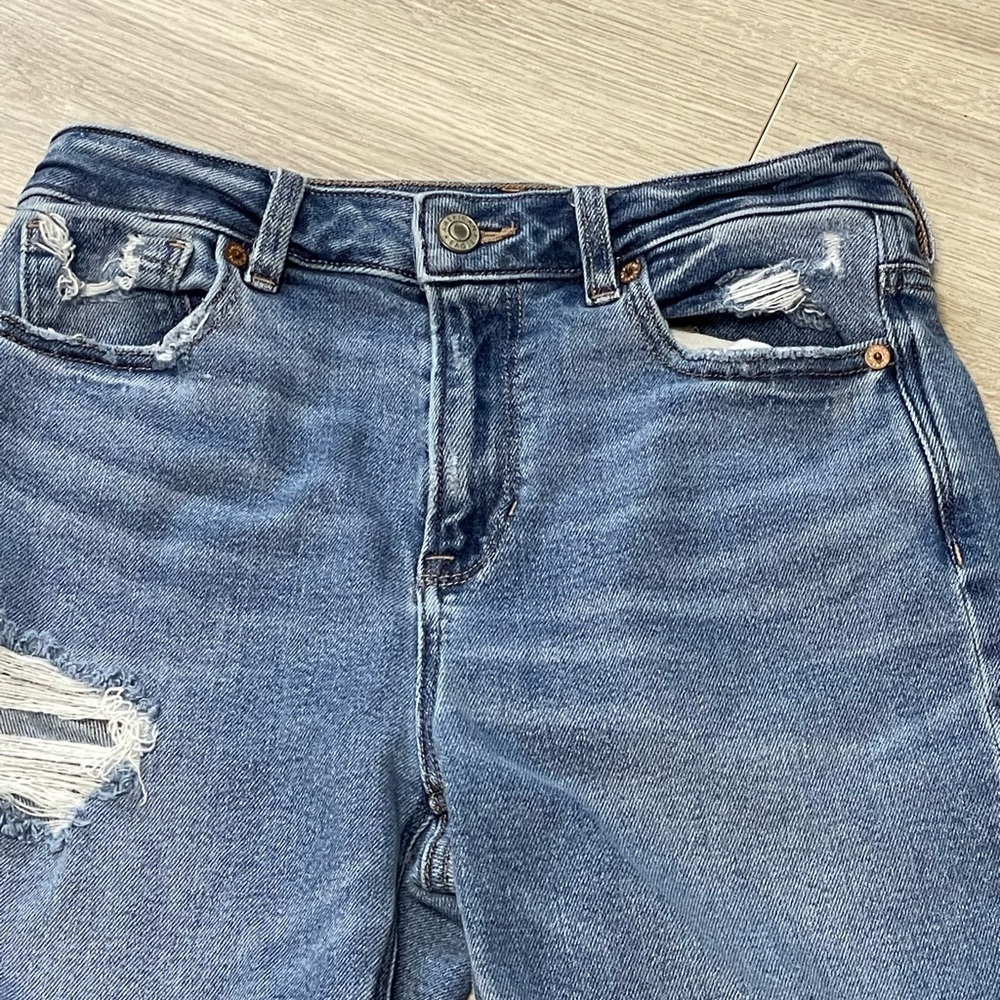 American Eagle Distressed Women's Jeans Size 2 Short - Picture 6 of 15